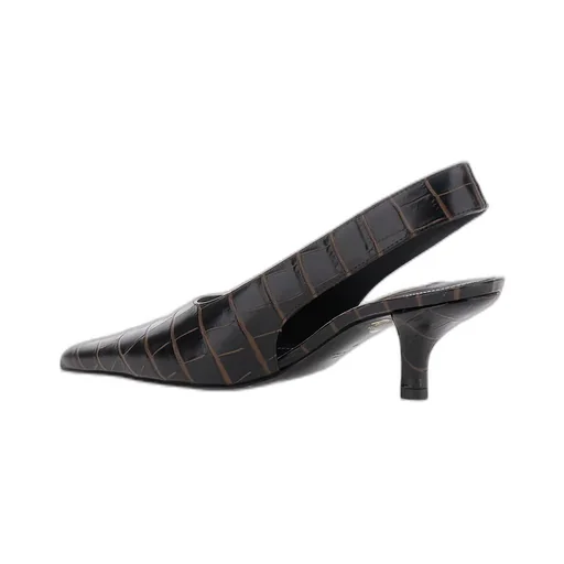 Totme Classic Embossed Slingback Pumps