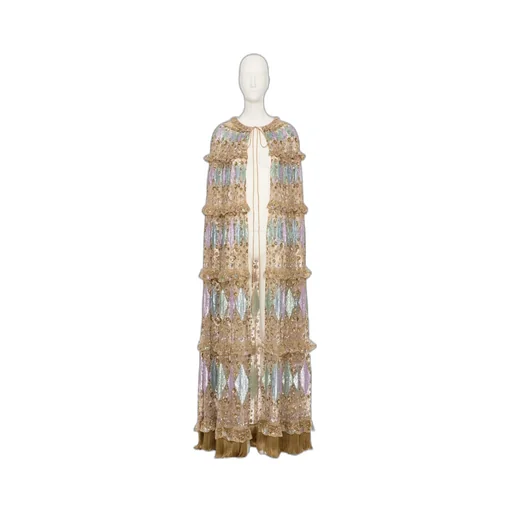 Long Cape
