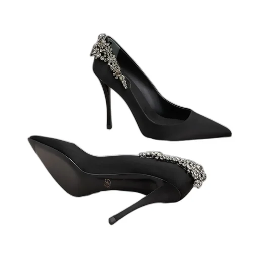 Efflorescence Pumps In Satin