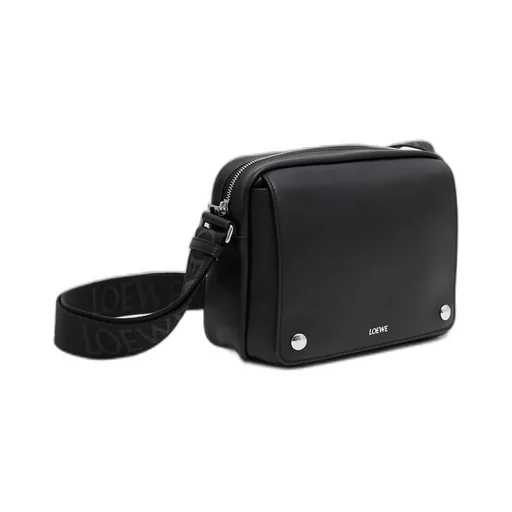 Logo-Plaque Shoulder Bag