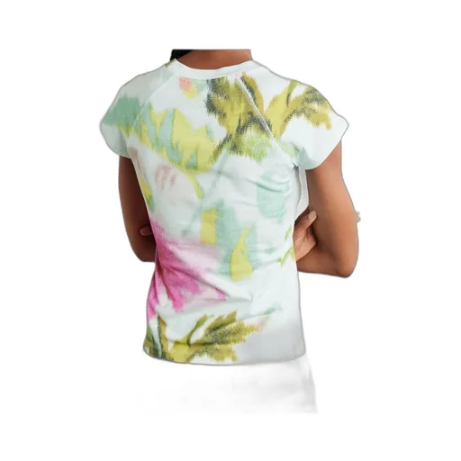 Short-Sleeved T-Shirt