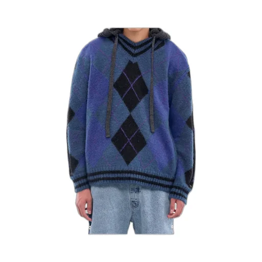 Long-Sleeved Hooded Sweater