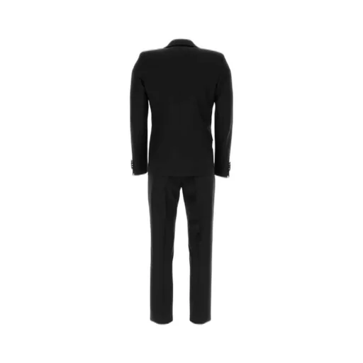 Long-Sleeved Suit