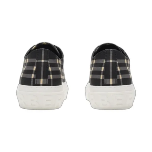 Check Sneakers