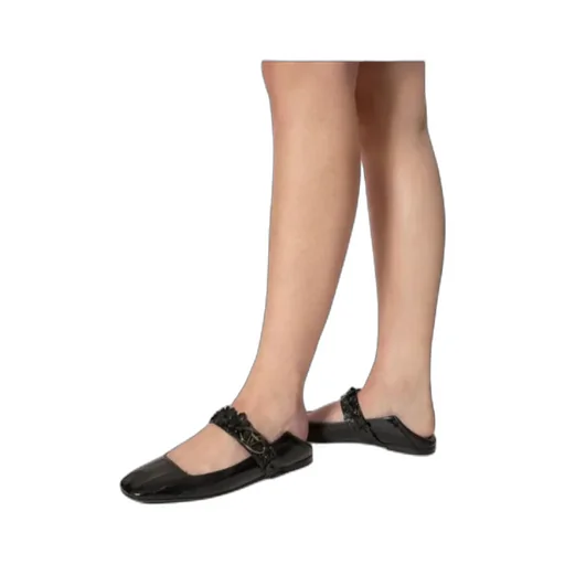 Valentino Garavani Floral-Appliqué Buckle-Fastened Ballerinas