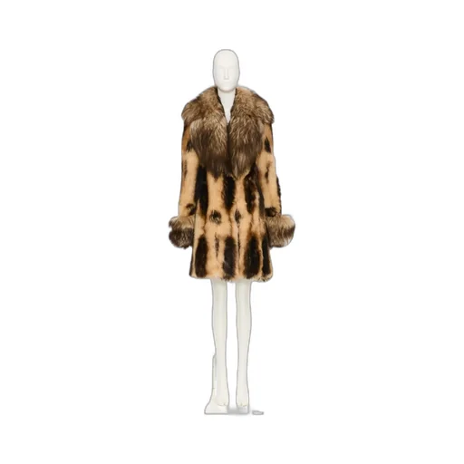 Long-Sleeved Fur