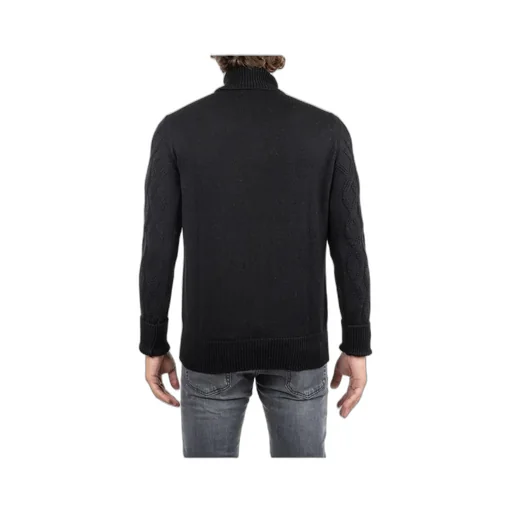 High-Neck Pullover