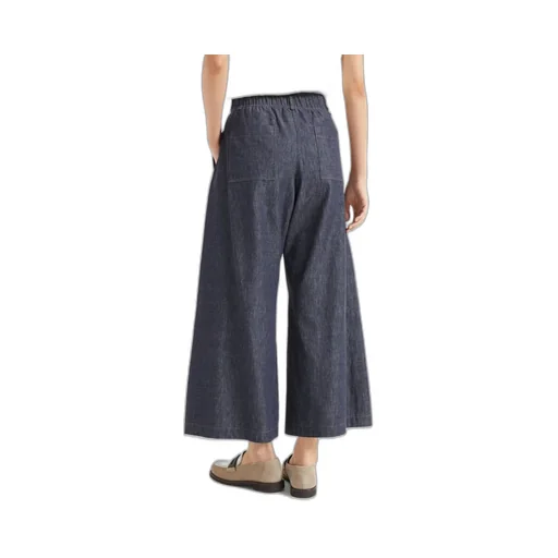 Wide-Leg Jeans
