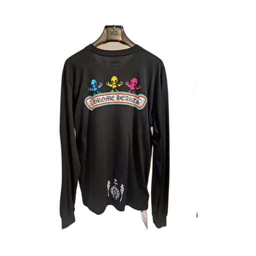 Long-Sleeved T-Shirt