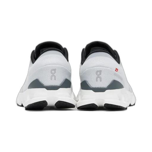 Cloud X 4 Sneakers