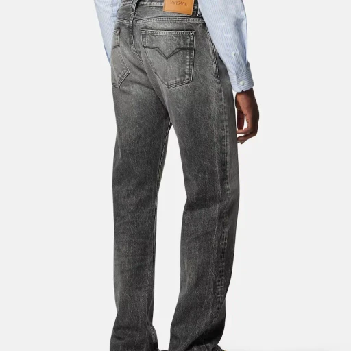 Versace Logo-Patch Loose Jeans