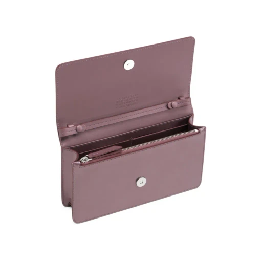 Medium Chain Wallet