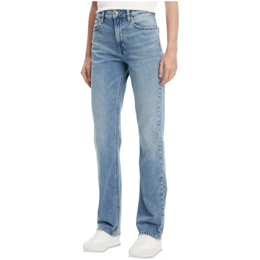 Straight-Leg Jeans