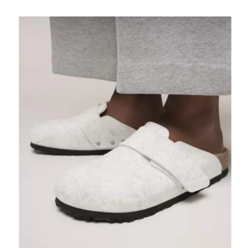 Loma Strap Clogs
