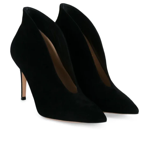 Gianvito Rossi Vania Pointed Toe Pumps