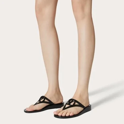 Valentino	Vlogo Signature Slip-On Flip Flops