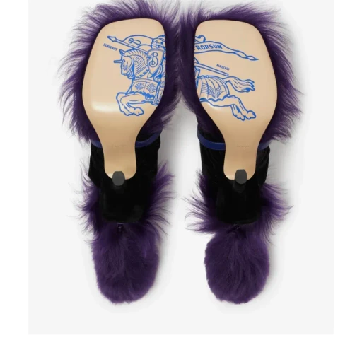 Step Post Leather Sandals