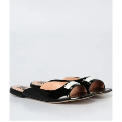 Open-Toed Slippers