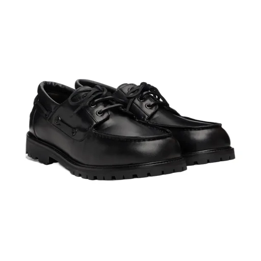 Guston Boat Shoes