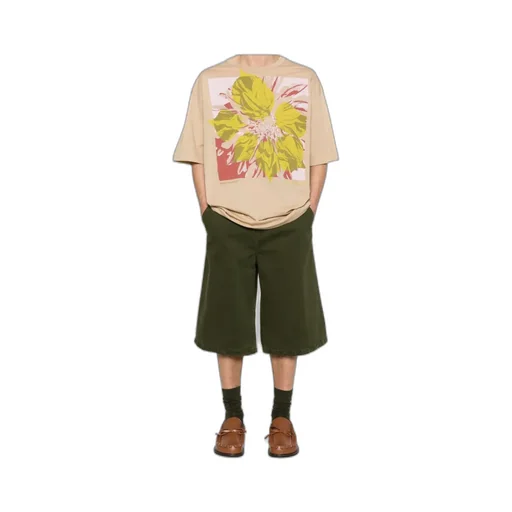 Short-Sleeved T-Shirt