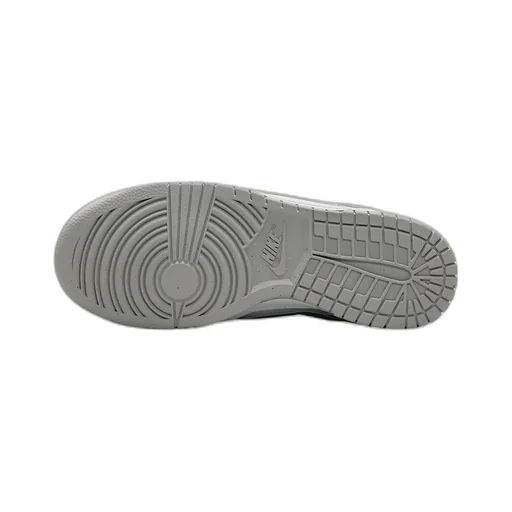 Dunk Low Sneakers