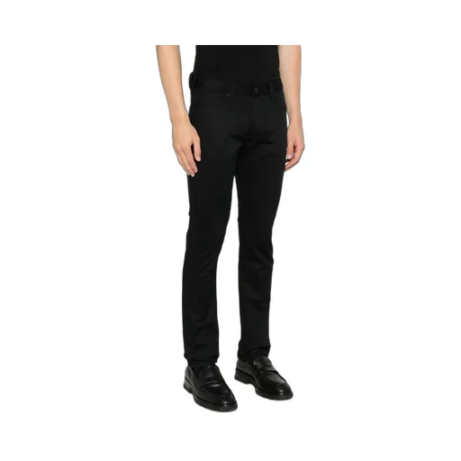Logo-Plaque Slim-Fit Jeans