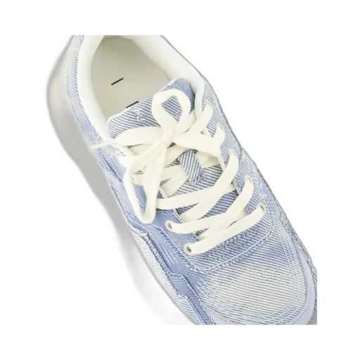 Wave Sneakers