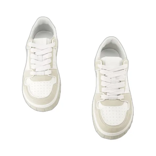 Ami Logo Embossed Low-Top Sneakers