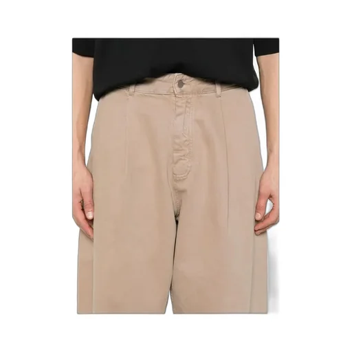 Belt-Loop Jeans