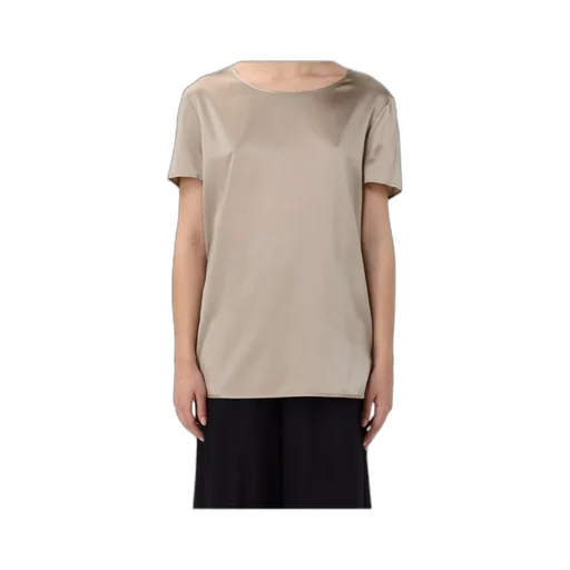 Short-Sleeved T-Shirt