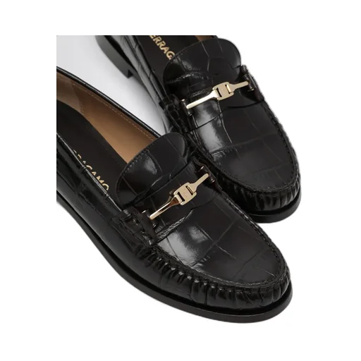 Vara Chain Loafers
