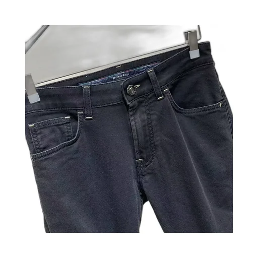 Belt-Loop Jeans