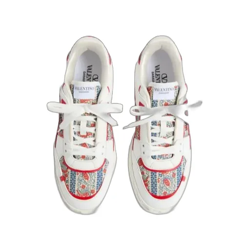 Valentino Garavani Freedots Lace-Up Sneakers