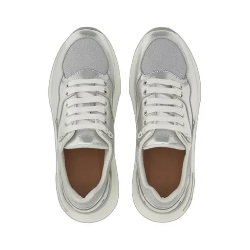 Logo Sneakers
