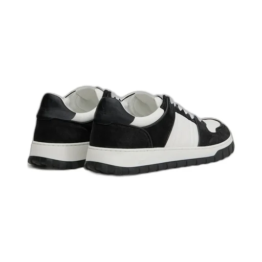 Ami Logo Embossed Low-Top Sneakers