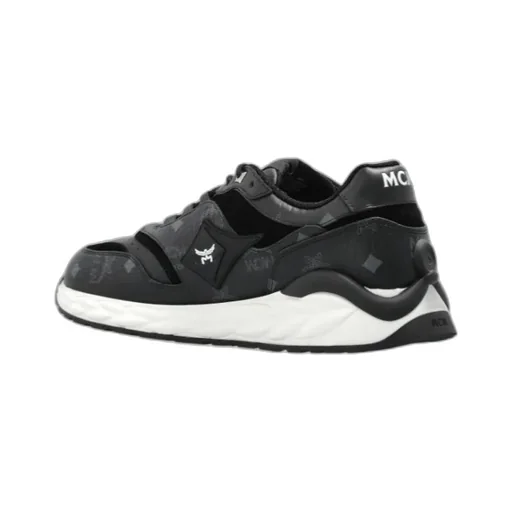 Round-Head Sneakers