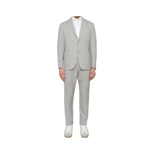 Long-Sleeved Suit