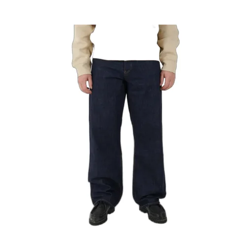 Belt-Loop Jeans