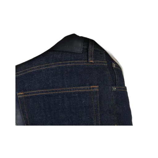 Belt-Loop Jeans