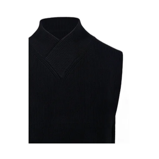 Sleeveless Knitted Vest