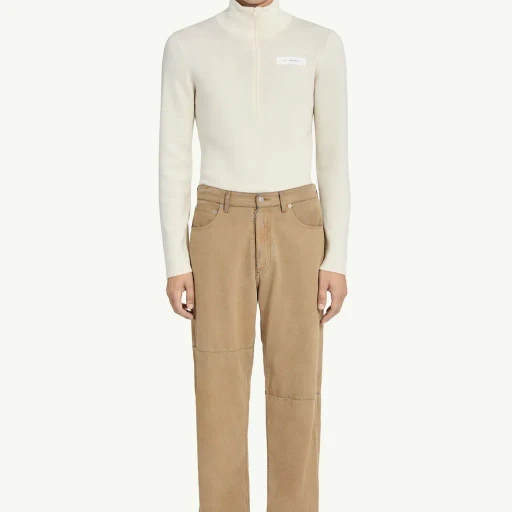 Straight-Leg Jeans