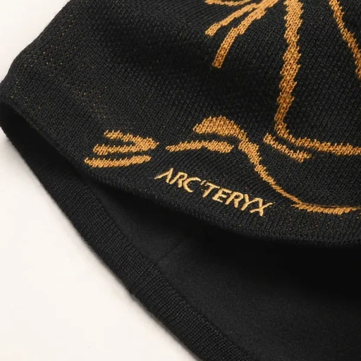 Bird Head Toque