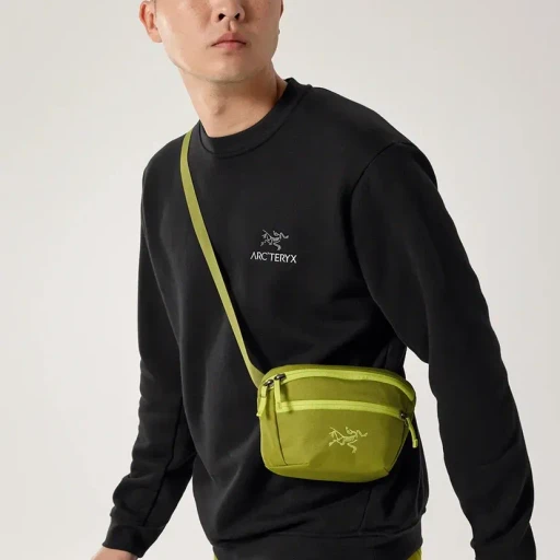 Emblem Fleece Crew