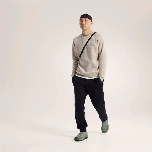 Emblem Fleece Crew
