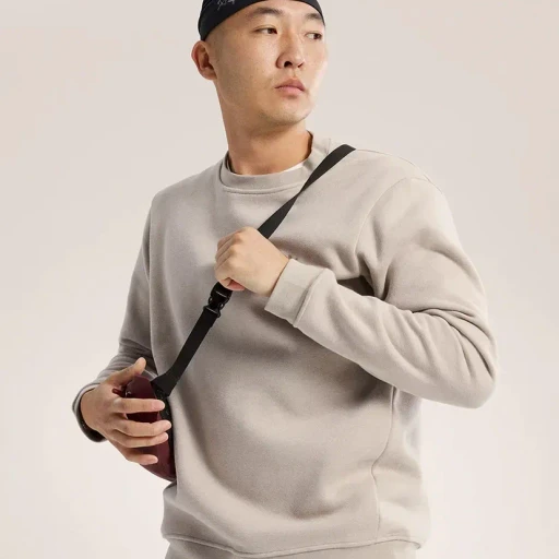 Emblem Fleece Crew