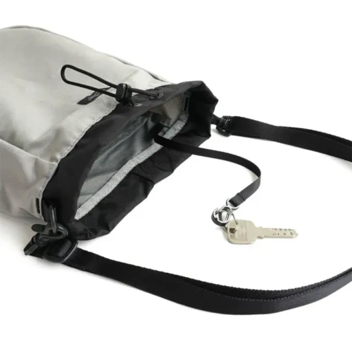 Simplicity Chalk Shoulder