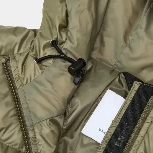 Bassia Hooded