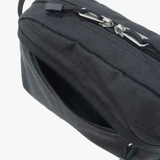 Light Alp Shoulder