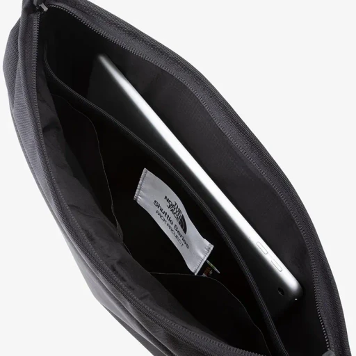 Shuttle Shoulder Pouch