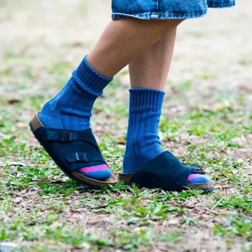 Chunky Ribbed Crew Socks